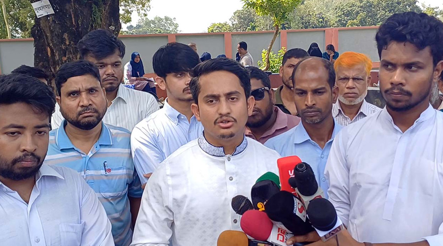নির্বাচন কমিশন চাপের কাছে নত হয়ে এমন সিদ্ধান্ত নিচ্ছে : সারজিস আলম