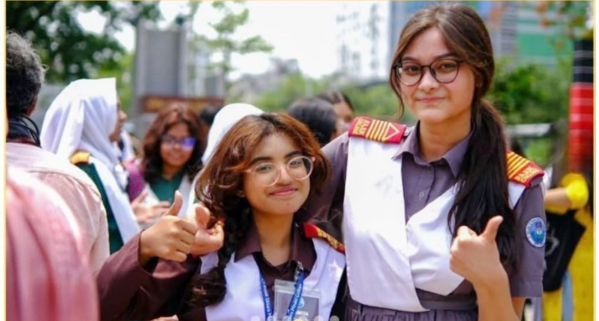 সারা দেশে শুরু হলো একাদশ শ্রেণির ক্লাস
