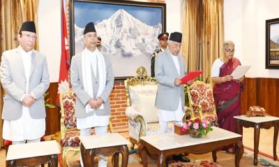 শপথ নিলেন নেপালের নতুন প্রধানমন্ত্রী