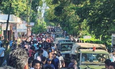চট্টগ্রাম বিশ্ববিদ্যালয়ে যৌথবাহিনীর অভিযান শুরু