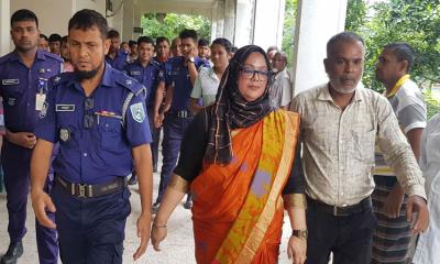 কুড়িগ্রামের সাবেক ডিসি সুলতানা পারভীন কারাগারে