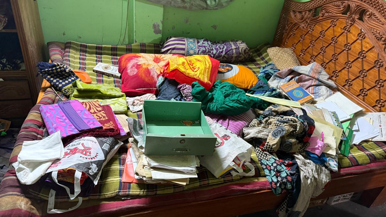 বাকেরগঞ্জ উপজেলায় যুবদল কর্মীর বাসায় দুর্ধর্ষ চুরি