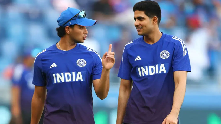 এশিয়া কাপ ফাইনালে টসে জিতে বোলিংয়ে ভারত