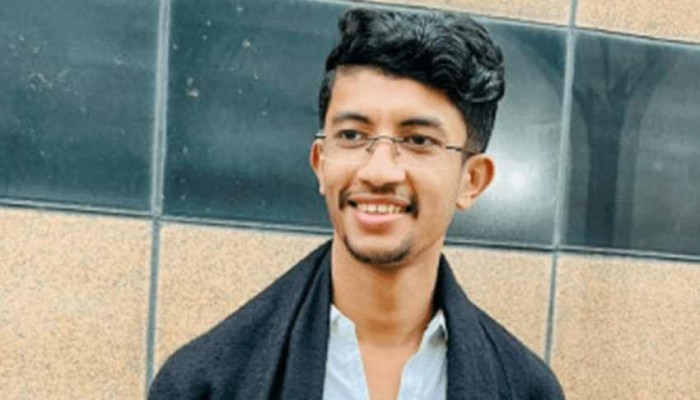 সমন্বয়ক রিয়াদের বাসা থেকে ২ কোটি টাকার চেক উদ্ধার